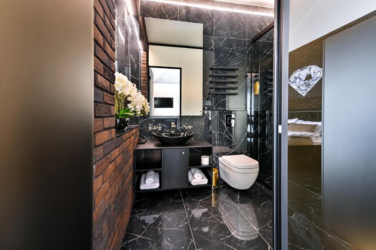 Diamond Sveciu Namai Aparthotel Kaunas Buitenkant foto